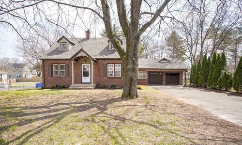 60 S Center St, Windsor Locks, CT, 06096-2402 | Card Image