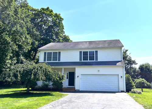41 Calloway Dr, Milford, CT, 06461-2041 | Card Image