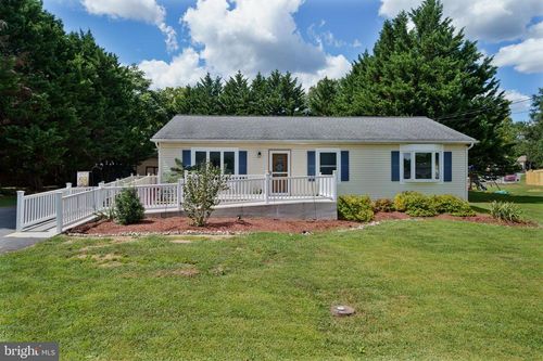 472 Upshur Dr, INWOOD, WV, 25428-3682 | Card Image