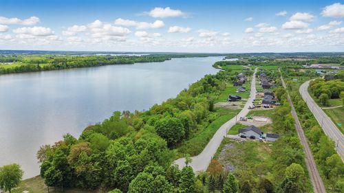 {{alt}} | Card Image