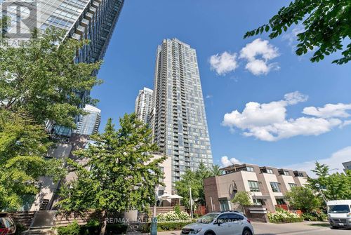 3706-11 Brunel Crt, Toronto, ON, M5V3Y3 | Card Image