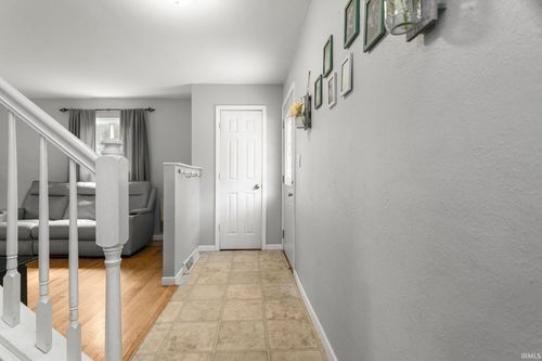 56556 Greenlawn Ave, Osceola, IN, 46561-9307 | Card Image