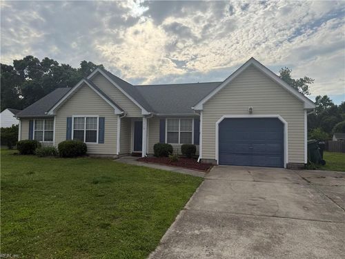 110 Woodlake Ter, Suffolk, VA, 23434-2039 | Card Image