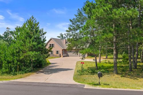 355 15th Ave, Nekoosa, WI, 54457-8192 | Card Image