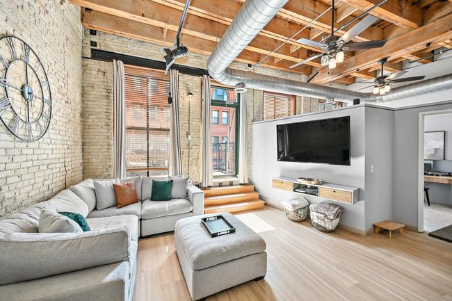 206 - 205 N Water Street, Condo with 2 bedrooms, 2 bathrooms and null parking in Milwaukee WI | Image 15