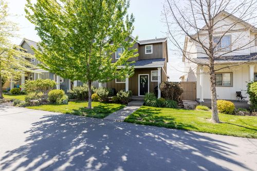 63121 De Haviland Ct, Bend, OR, 97701-7059 | Card Image