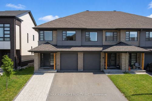 1072 Lunar Glow Cres, Manotick, ON, K4M0J9 | Card Image