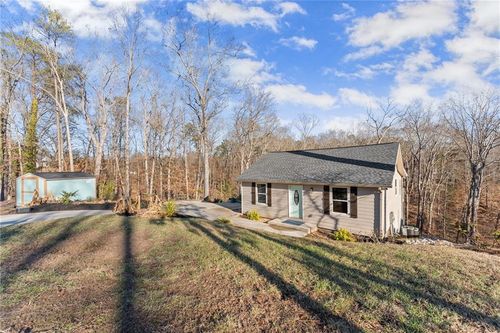 5211 Driftwood Pt, Gainesville, GA, 30506-3133 | Card Image