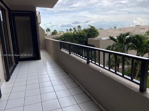 323-201 Crandon Blvd, Key Biscayne, FL, 33149 | Card Image