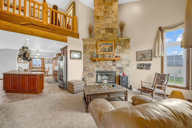 6991 Ne 27 Th Ave, Home with 4 bedrooms, 4 bathrooms and null parking in Altoona IA | Image 4