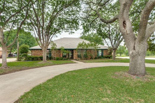 6231 N Ridge Rd, Fort Worth, TX, 76135-1325 | Card Image