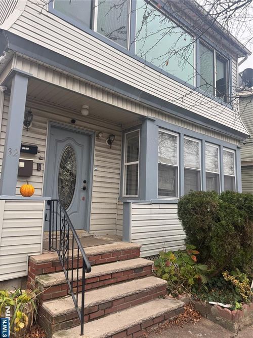 32 Jacoby St, Maplewood, NJ, 07040-3025 | Card Image