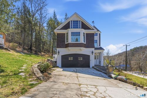 578 Roosevelt Dr, Oxford, CT, 06478-1738 | Card Image