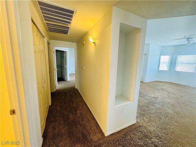 UNIT-1325 - 833 Aspen Peak Loop, Condo with 2 bedrooms, 2 bathrooms and null parking in Henderson NV | Image 9
