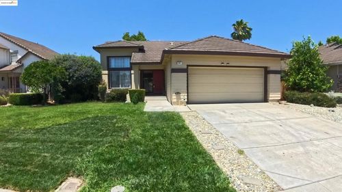 841 Windmeadows Dr, Brentwood, CA, 94513-2507 | Card Image