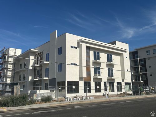 102-2085 N Main St, Sunset, UT, 84015-2541 | Card Image