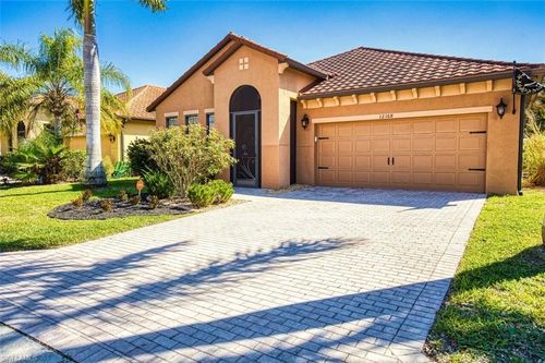 12168 Country Day Cir, FORT MYERS, FL, 33913-7622 | Card Image