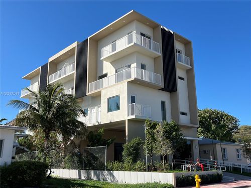 2-816 84th St, Miami Beach, FL, 33141-1106 | Card Image