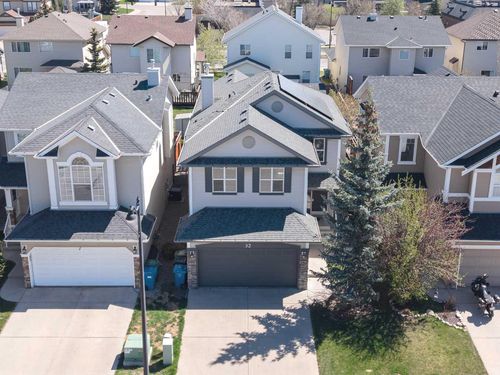 32 Cougarstone Sq Sw, Calgary, AB, T3H5J3 | Card Image
