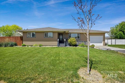 936 Lavina Ave, Twin Falls, ID, 83301-5578 | Card Image