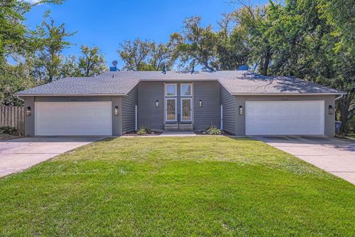 5525 Lindsay St, Golden Valley, MN, 55422-4625 | Card Image