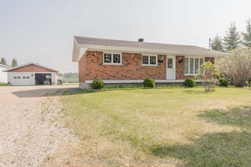 302 Government Road, Val Rita Harty, ON, P0L1M0 | Card Image