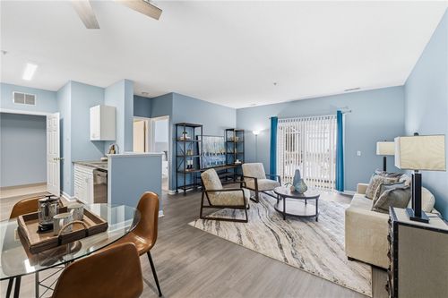 apt-104-108 Mill St, Woonsocket, RI, 02895-2176 | Card Image