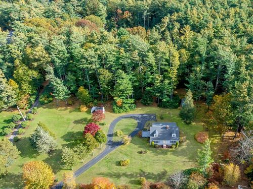 129 Franklin St, Duxbury, MA, 02332-3228 | Card Image