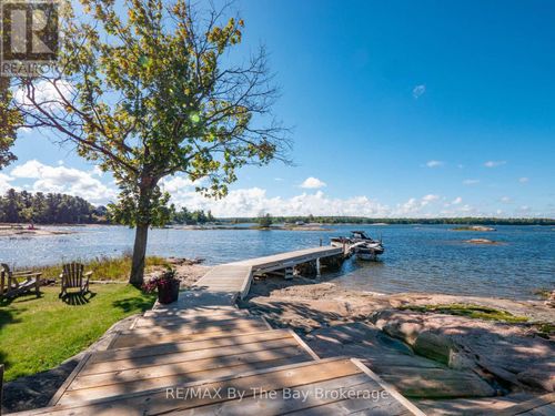 4476 Island 1040/Little Beausoleil Island, Georgian Bay (Baxter), ON, P0E1E0 | Card Image