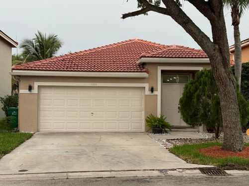 11534 Nw 4th Mnr, Coral Springs, FL, 33071-4127 | Card Image