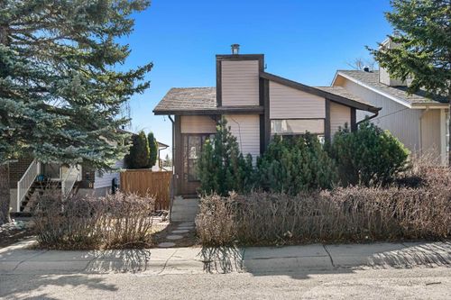 12 Edgedale Way Nw, Calgary, AB, T3A2P8 | Card Image