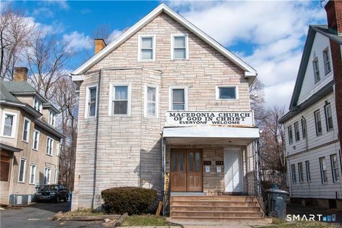 824 Albany Ave, Hartford, CT, 06112-2306 | Card Image