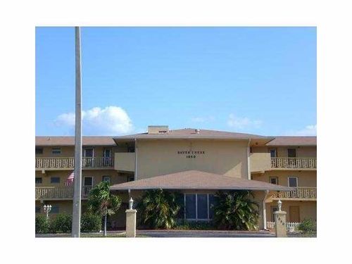 apt-110-1050 E Sample Rd, Pompano Beach, FL, 33064-5126 | Card Image