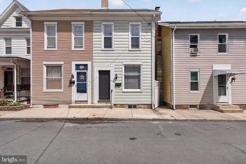 115 E Locust St, MECHANICSBURG, PA, 17055-3841 | Card Image