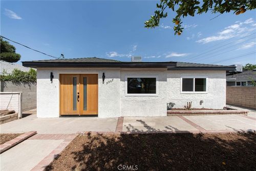 9968 Lev Ave, Pacoima, CA, 91331 | Card Image