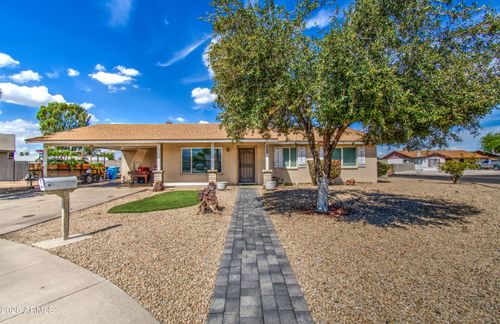7530 W Roma Ave, Phoenix, AZ, 85033-2443 | Card Image
