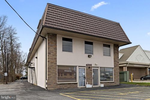 4000 Edgmont Ave, BROOKHAVEN, PA, 19015-2211 | Card Image