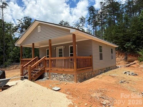 291 Mcginnis Dr, Old Fort, NC, 28762-4520 | Card Image