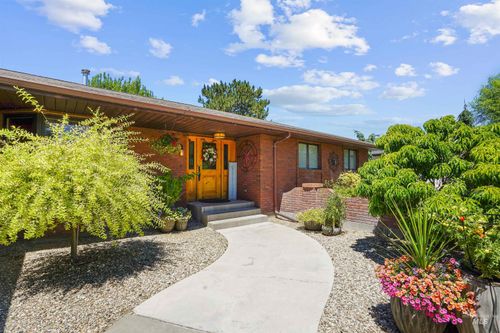 2020 Bennett Ave, Burley, ID, 83318-2769 | Card Image