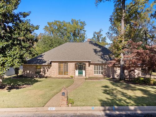 1807 Royal Oak Dr, Tyler, TX, 75703-5851 | Card Image