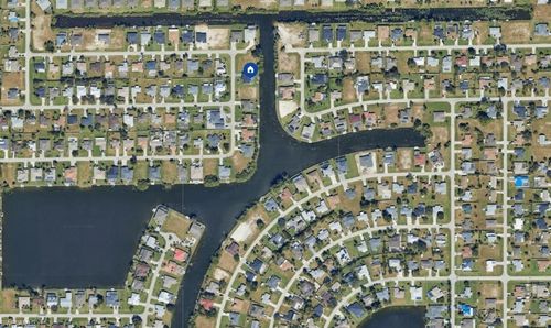 511 Ne 21st Ave, Cape Coral, FL, 33909-2703 | Card Image