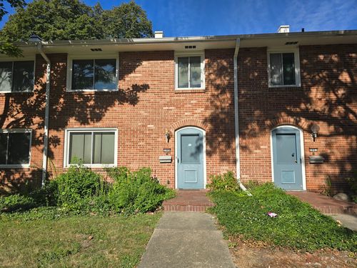 0-2009 Vawter St, Urbana, IL, 61801-6430 | Card Image