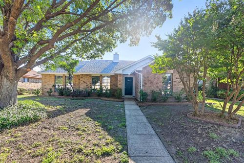 5144 Freestone Cir, Dallas, TX, 75227-1852 | Card Image