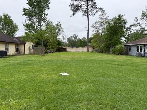 4075 El Paso St, Beaumont, TX, 77703-2025 | Card Image