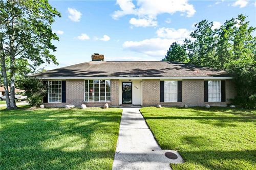 400 Longleaf Dr, Slidell, LA, 70458-1711 | Card Image