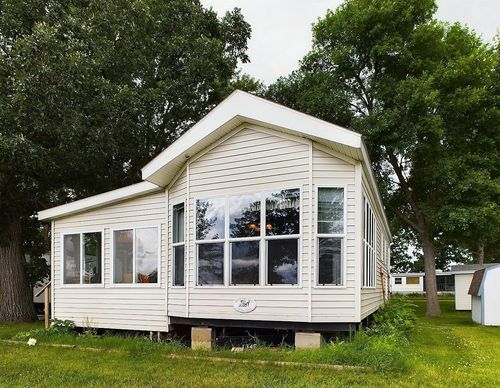 4-23488 Waskawood Rd, Long Beach, MN, 56334-5103 | Card Image