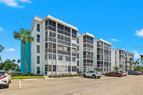 401-4908 38th Way S, ST PETERSBURG, FL, 33711-4844 | Card Image