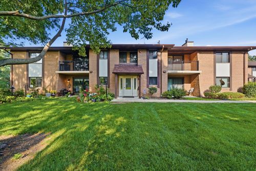2306-2204 Wharf Dr, Woodridge, IL, 60517-4399 | Card Image