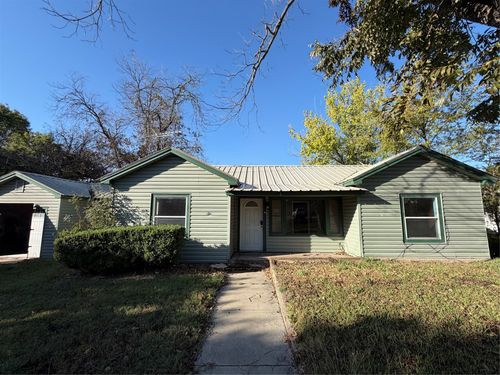 318 N Dale Ave, Stephenville, TX, 76401-2837 | Card Image