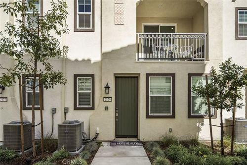 2129 Yukon, Pomona, CA, 91766-5646 | Card Image
